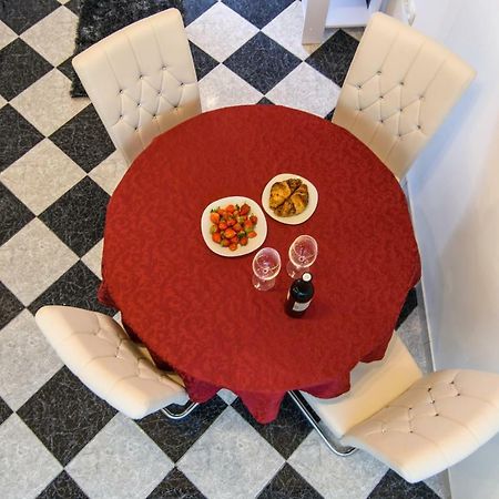 Studio Apartman Rea Трогир Экстерьер фото