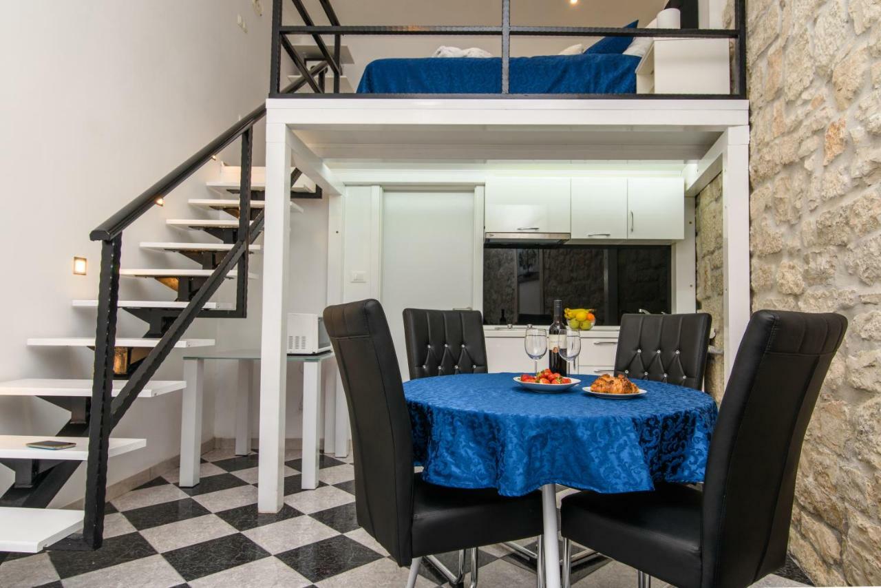 Studio Apartman Rea Трогир Экстерьер фото